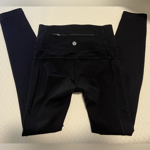 Lululemon mind over miles right size 2 - Picture 10 of 12